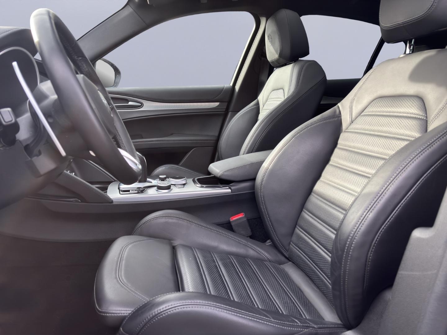 Alfa Romeo Stelvio Q4 Veloce