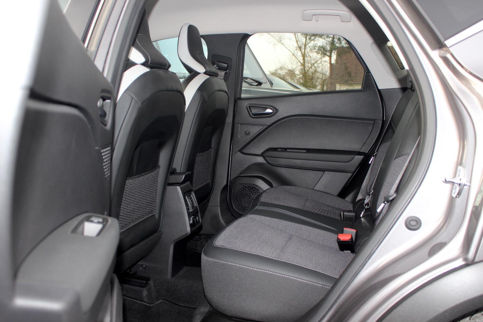 Renault Captur Bose E-Tech Intens