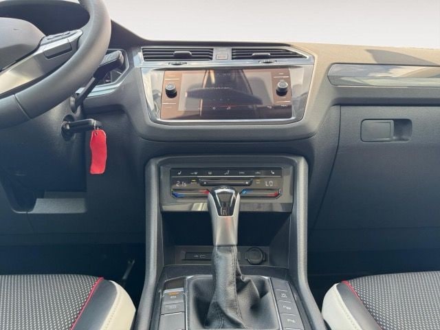 Volkswagen Tiguan 1.5 TSI DSG Sport