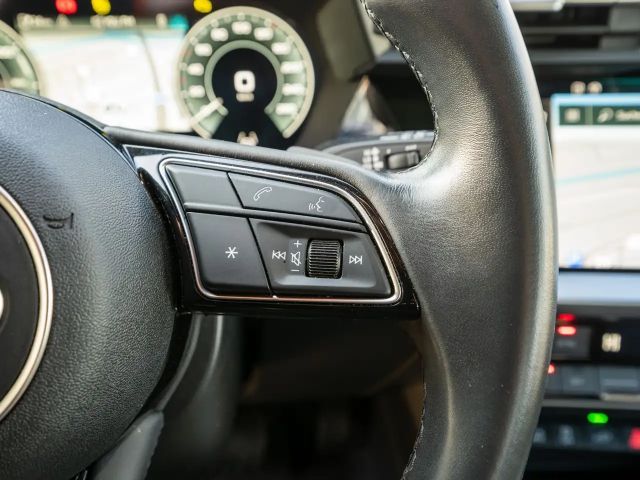 Audi A3 S-Tronic Sedan