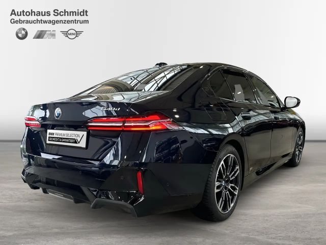 BMW 540 540d M-Sport Sedan xDrive