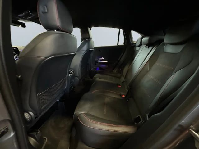 Mercedes-Benz GLA 200 AMG Line