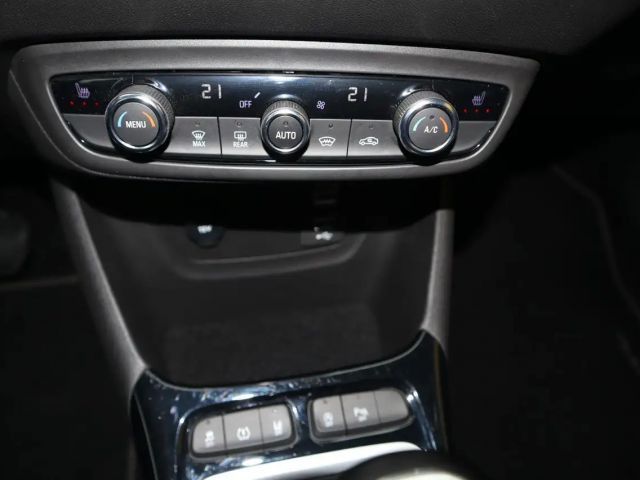 Opel Crossland X 1.2 Turbo Elegance