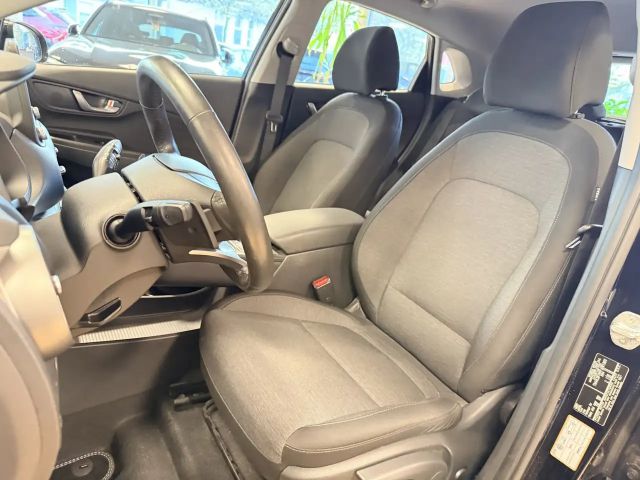 Hyundai Kona 2WD Electric Select