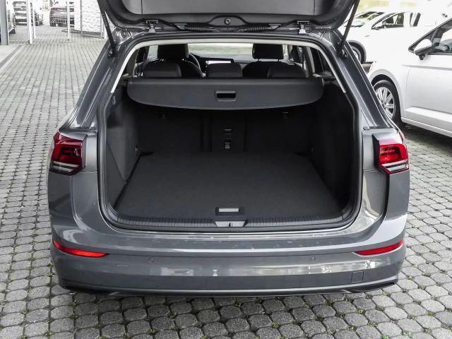 Volkswagen Golf 1.0 TSI IQ.Drive Life Variant