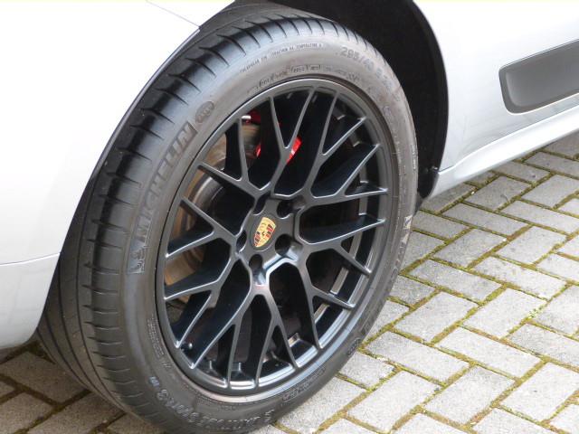 Porsche Macan GTS