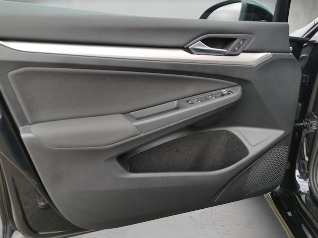 Volkswagen Golf 1.5 TSI Golf VIII Life