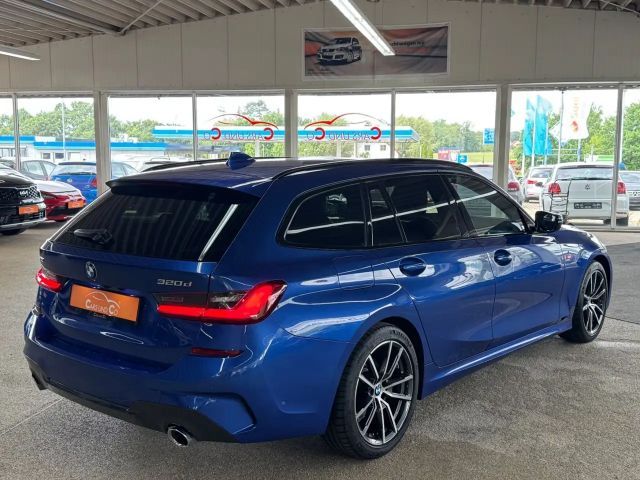 BMW 320 320d M-Sport Touring xDrive