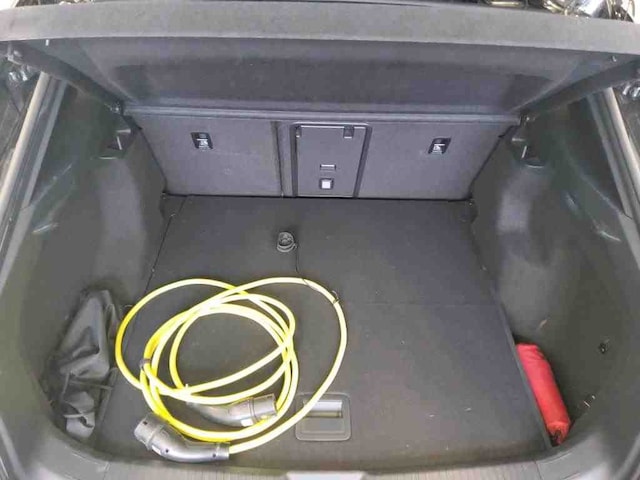 Volkswagen ID.4 4M *AHK*MATRIX*NAVI*PARKSENSOR*WÄRMEPUMPE*