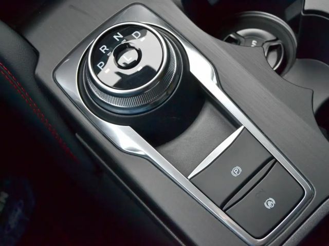 Ford Kuga Plug in Hybrid ST Line X