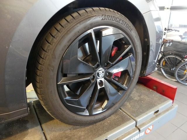 Skoda Octavia 2.0 TSI Combi RS