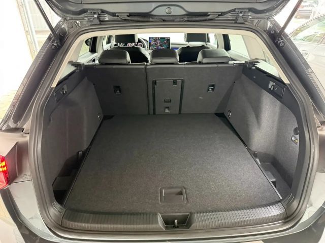 Volkswagen Golf 1.5 TSI Variant