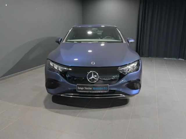 Mercedes-Benz EQE 300 Advanced Sedan