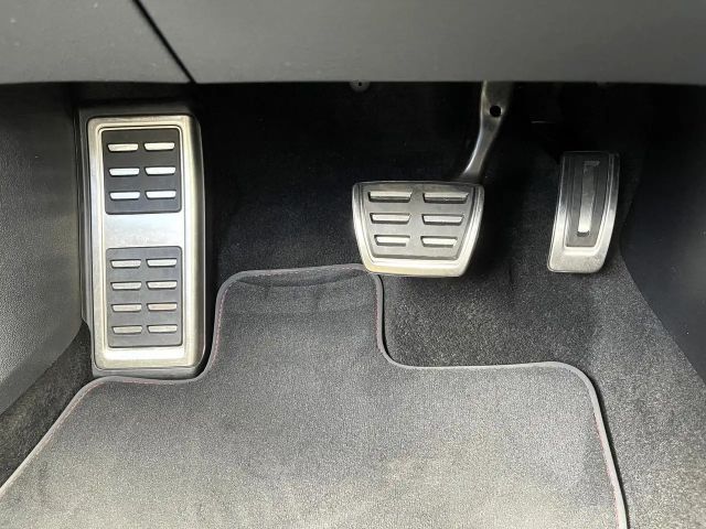 Volkswagen Golf 2.0 TSI DSG GTI