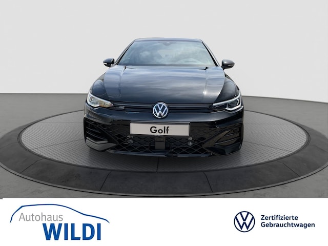 Volkswagen Golf 1.5 eTSI DSG R-Line