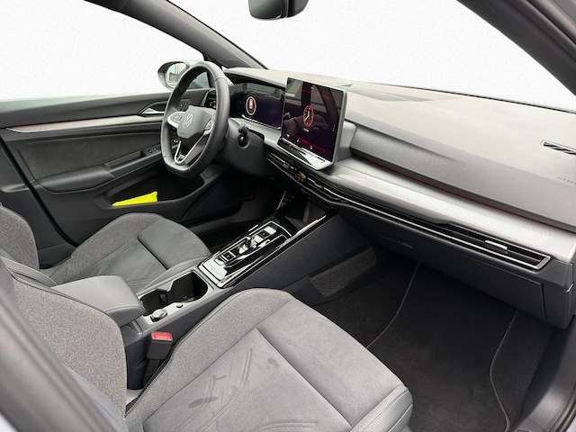 Volkswagen Golf 1.5 eTSI Golf VIII