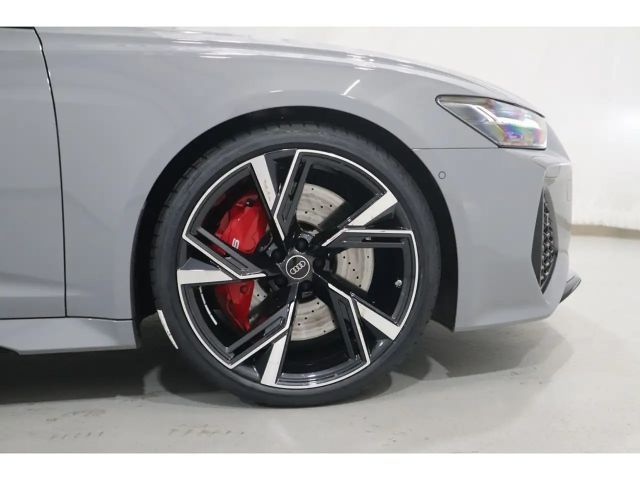 Audi RS6 Avant Performance