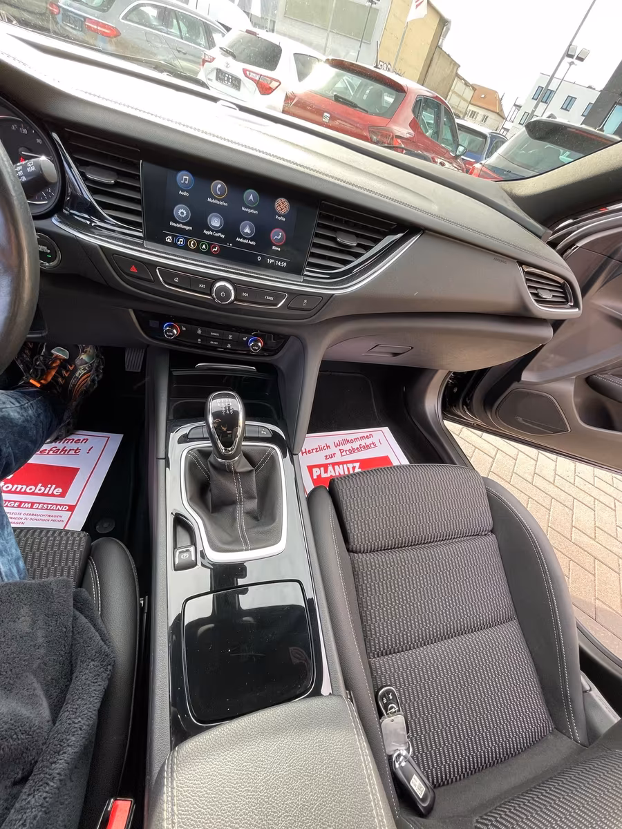 Opel Insignia Business Elegance