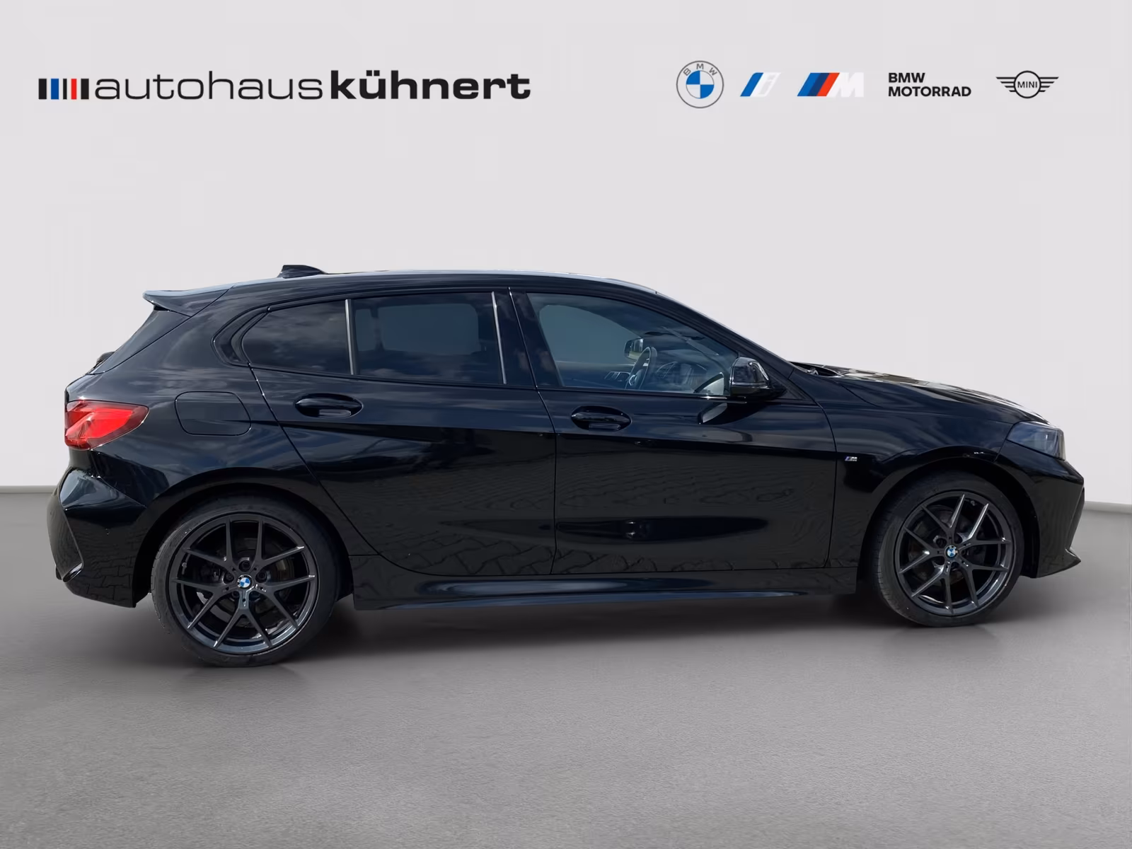 BMW 118 118d M-Sport Sedan