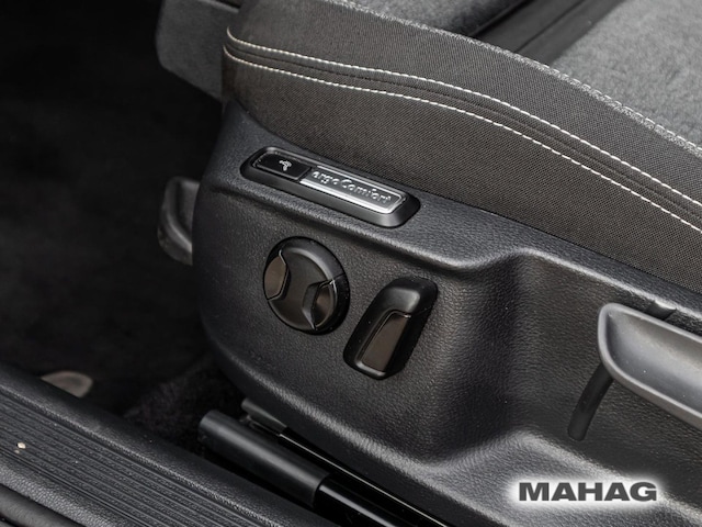 Volkswagen Passat 2.0 TDI Business DSG Variant