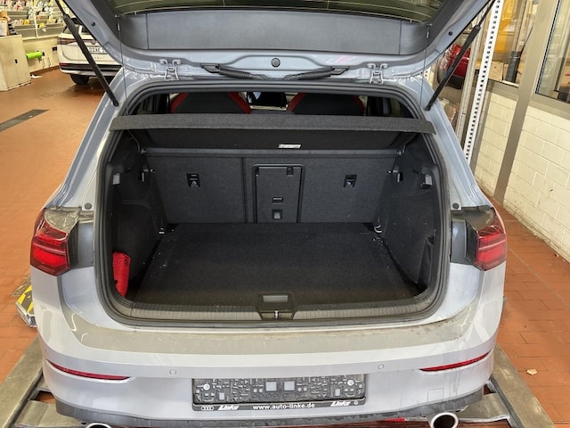 Volkswagen Golf 2.0 TSI Golf VIII