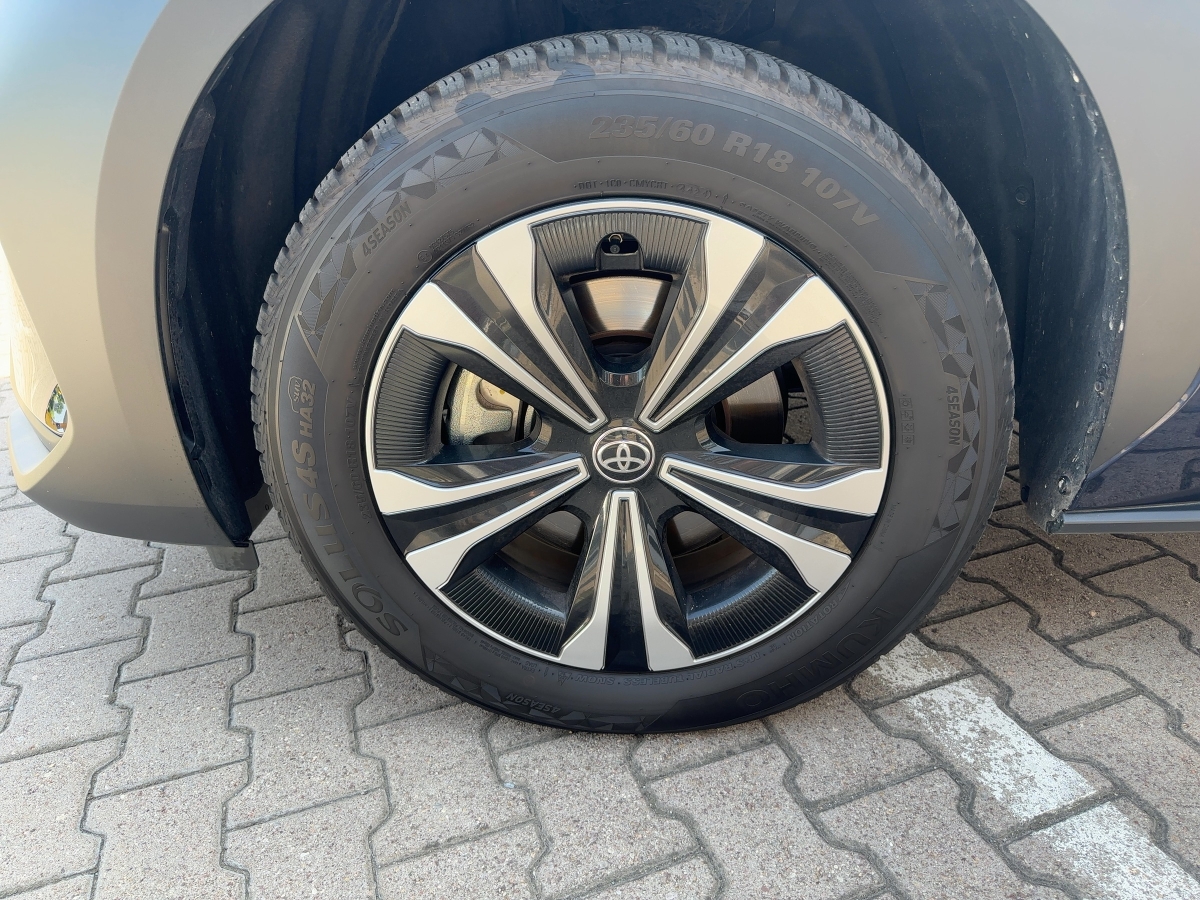 Toyota bZ4X 5-deurs Team D