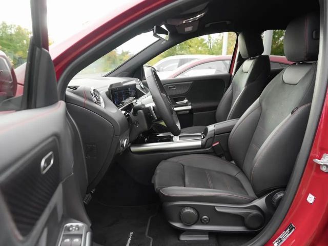 Mercedes-Benz EQA 300 4MATIC AMG Line