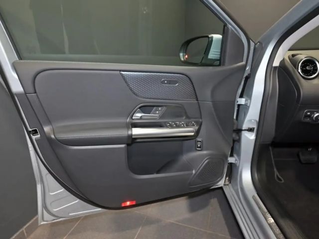 Mercedes-Benz B 200 Progressive