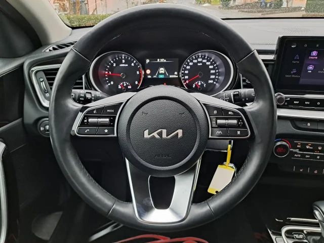 Kia XCeed 1.6 Diesel Vision°ACC°Spur°RFK°Bi-LED°AHK°