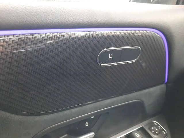 Mercedes-Benz GLB 200 AMG Line