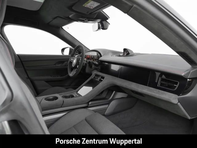 Porsche Taycan GTS Sport Turismo