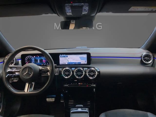 Mercedes-Benz CLA 200 AMG Line CLA 200 d Coupé