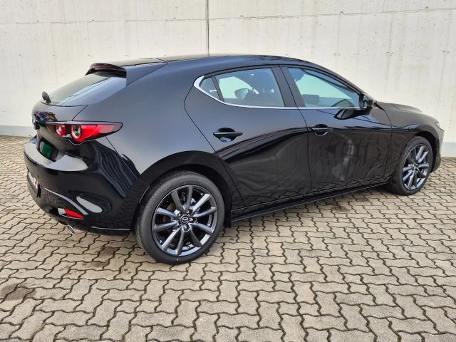Mazda 3 2.5LG140PS 6MT 2WD Centre-Line