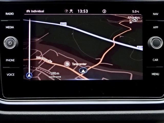 Volkswagen T-Roc UNITED NAVI+PP+KLIMAAUTO+17"+ALARM