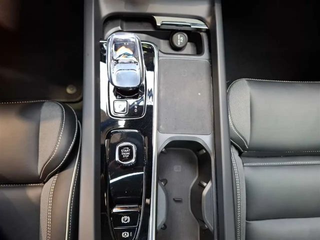 Volvo XC60 AWD Dark Plus Recharge