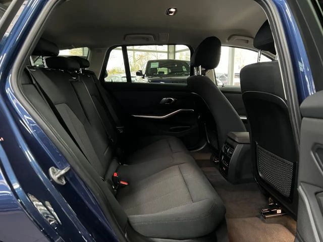 BMW 318 318d Touring