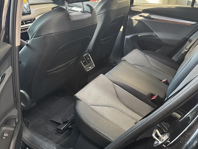 Skoda Enyaq Loft iV 80x