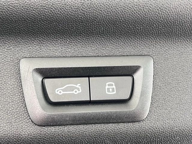 MINI Cooper Countryman Countryman C Favoured Trim / Paket XL