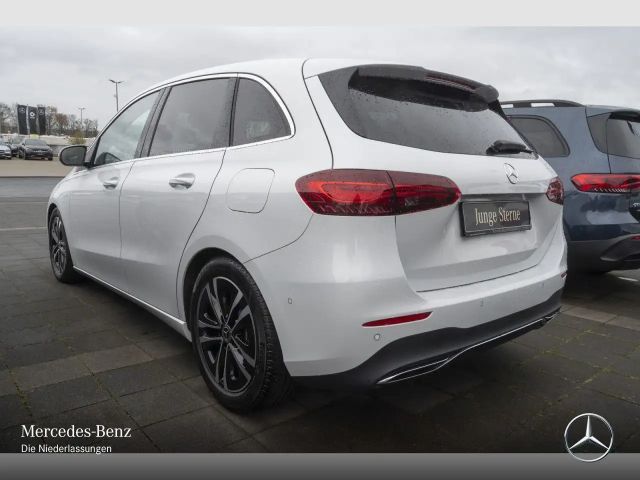 Mercedes-Benz B 180 Progressive Sedan