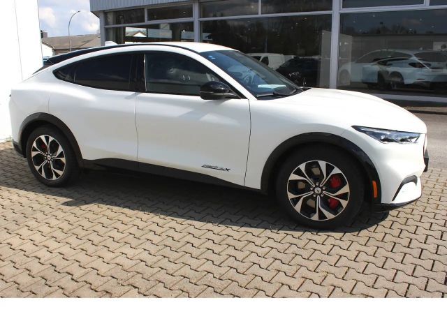 Ford Mustang Mach-E AWD