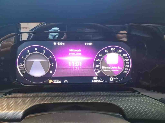 Volkswagen Golf 1.5 TSI Golf VIII R-Line