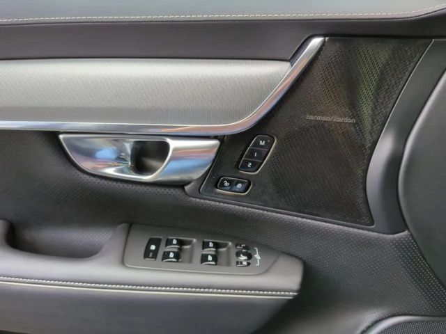 Volvo V90 R-Design Recharge T8