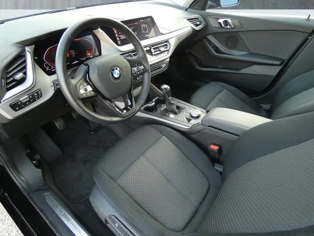 BMW 118 118i Advantage pakket Sedan