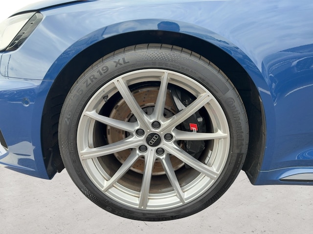 Audi RS4 Avant Quattro