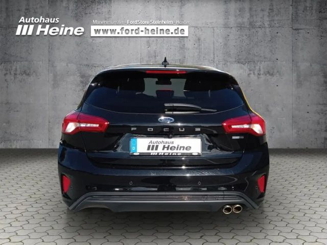 Ford Focus EcoBoost ST Line