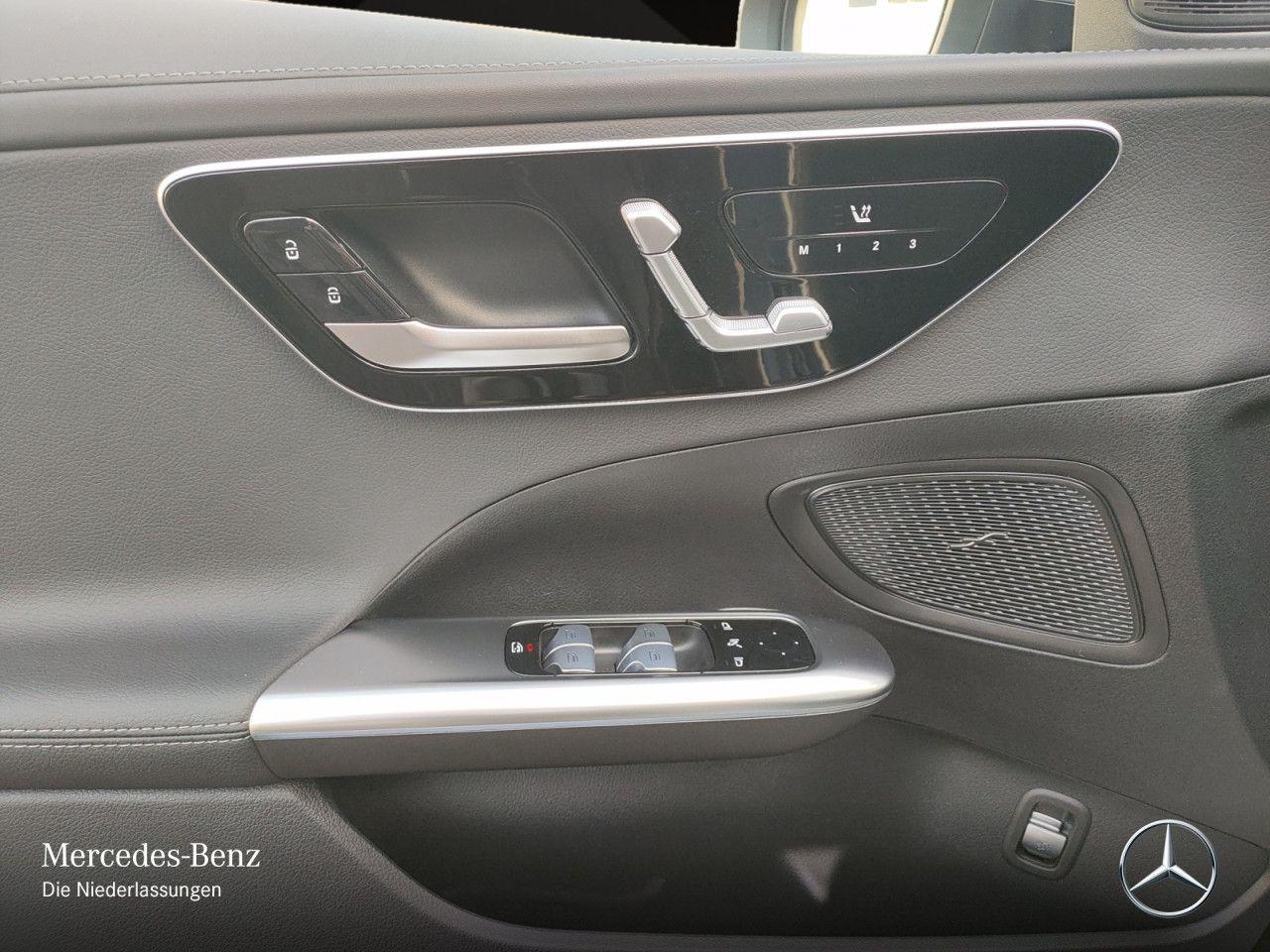 Mercedes-Benz C 200 AMG Line Sedan