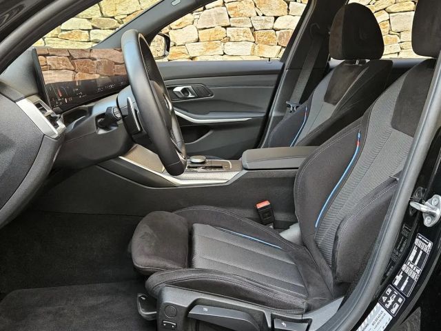 BMW 330 330i Touring xDrive