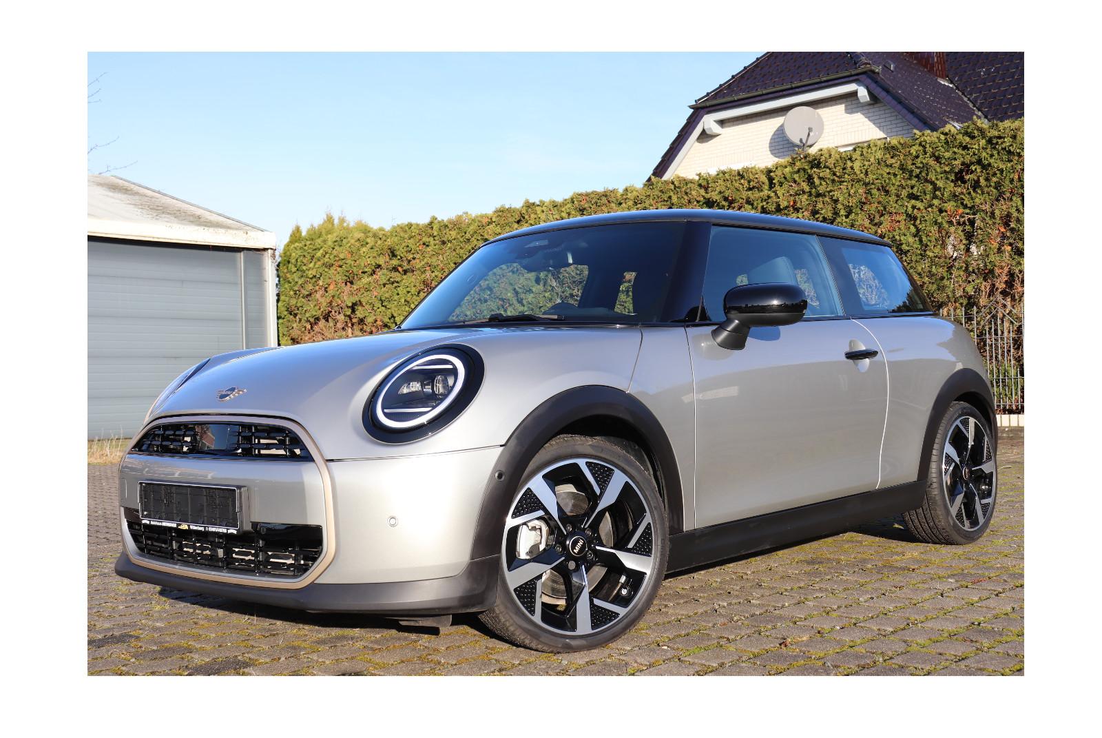 MINI Cooper Favoured John Cooper Works