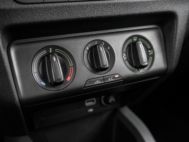 Skoda Fabia 1.0 MPI 5-GANG PDC SHZ Facelift