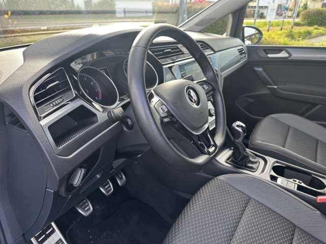 Volkswagen Touran TSI Active KLIMA NAVI ALU